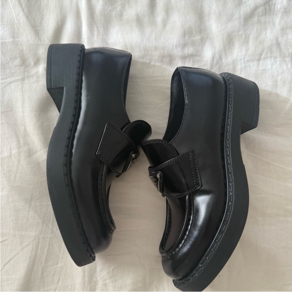 Prada Men's Classic Black Leather Loafers - Picture 8 of 8